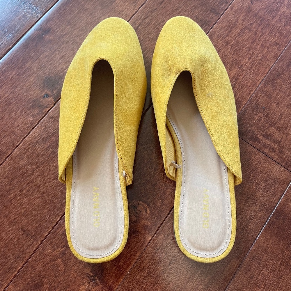 Old Navy Flats